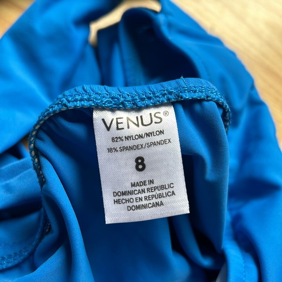 Bright Blue Strappy Bikini 🌊 - Picture 6 of 7